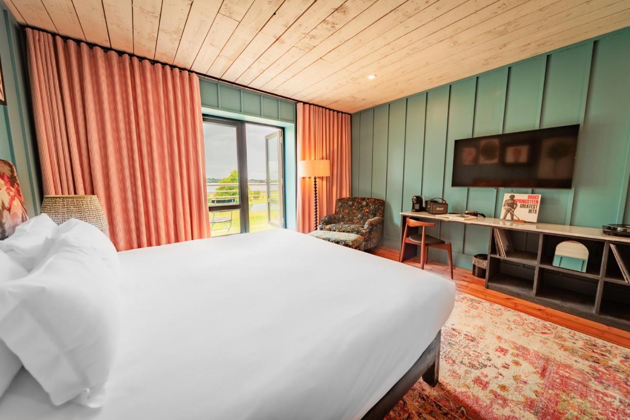 Glasson Lakehouse アスローン エクステリア 写真